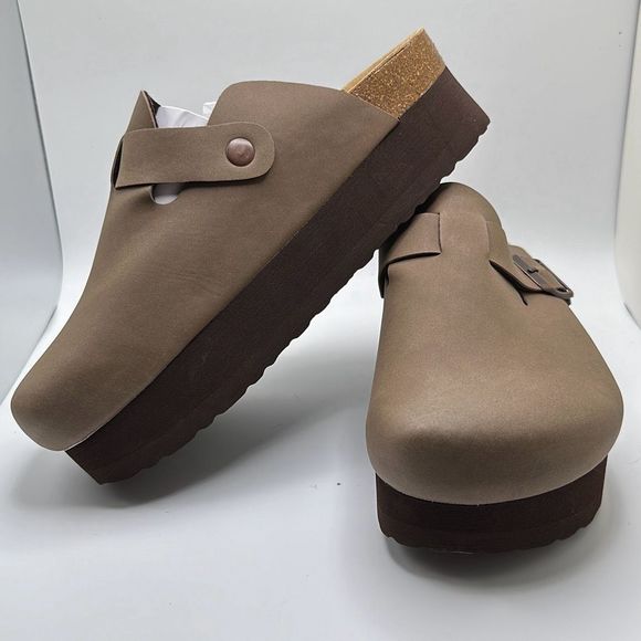 CUSHIONAIRE Women's Cork Footbed Platform Clog 7.5 WIDE BROWN - Picture 7 of 7